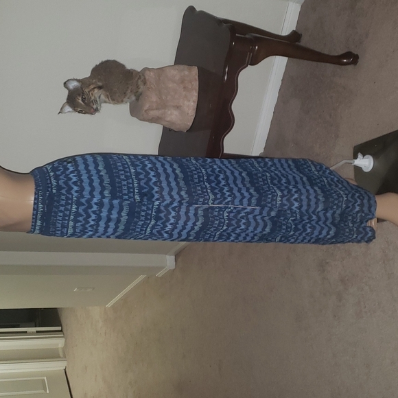 Hollister s semi sheer maxi overlay deep side slits flowy Aztec - Picture 3 of 8